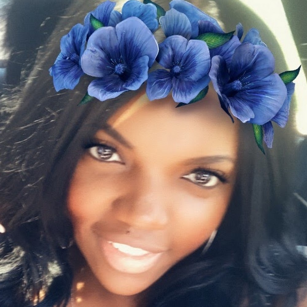 Meet your Posher, Danisha
